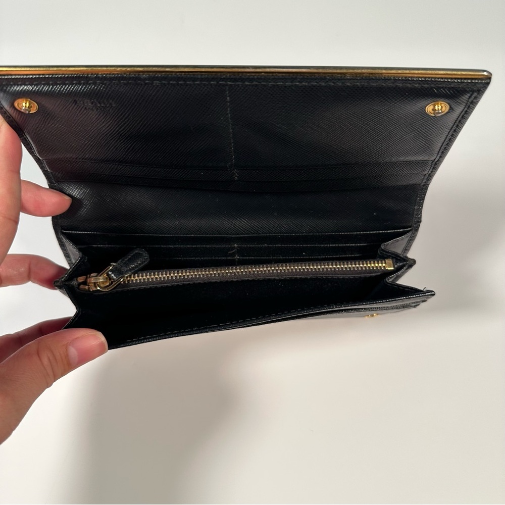 Authentic Prada Saffiano Leather Continental Wallet - Pristine - Picture 5 of 13